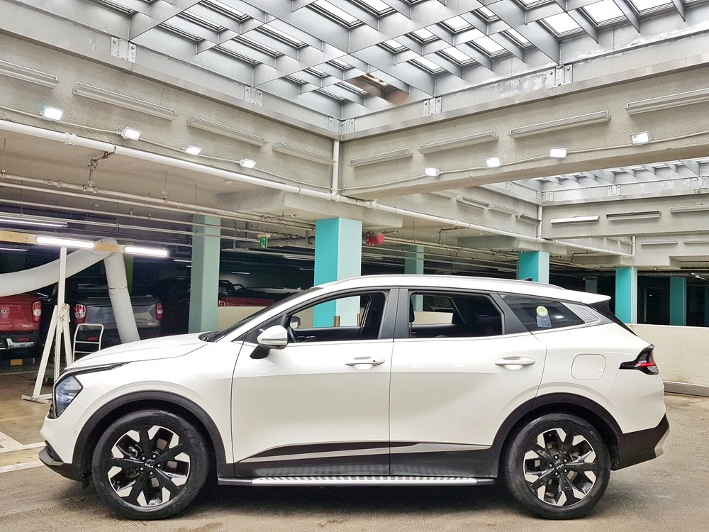 Kia Sportage SIGNITURE, снимка 8 - Автомобили и джипове - 55408049