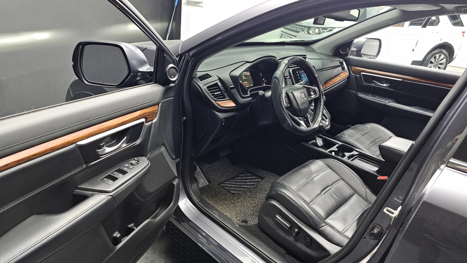 Honda Cr-v 1.5* ЛЮК* КРАЙНА ЦЕНА, снимка 10 - Автомобили и джипове - 55594240