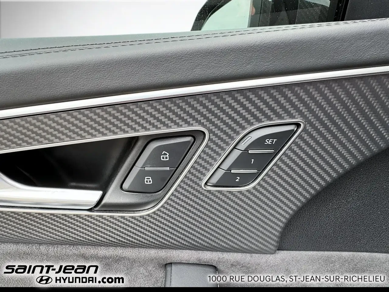 Audi RSQ8, снимка 11 - Автомобили и джипове - 56227606