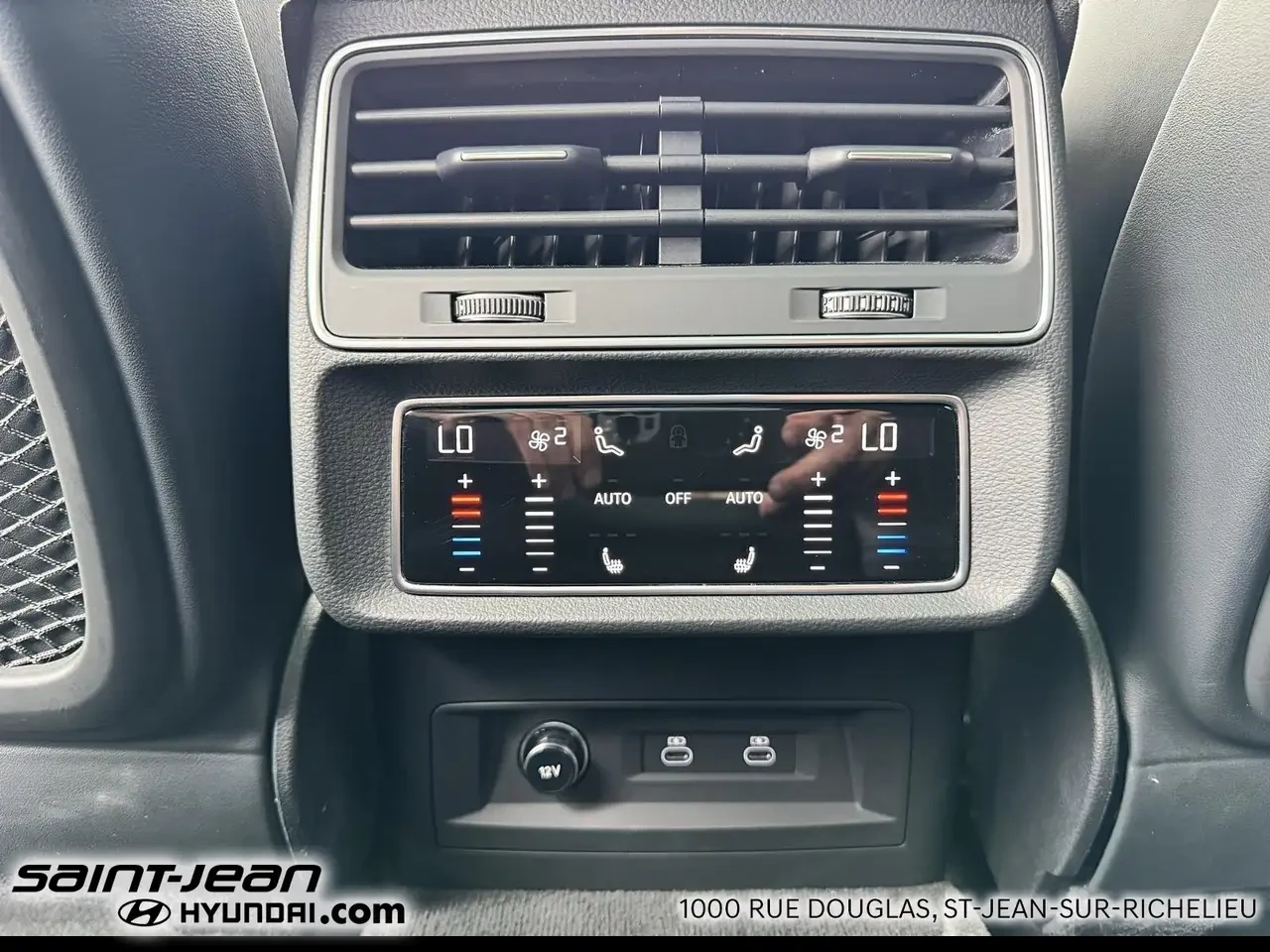 Audi RSQ8, снимка 7 - Автомобили и джипове - 56227606
