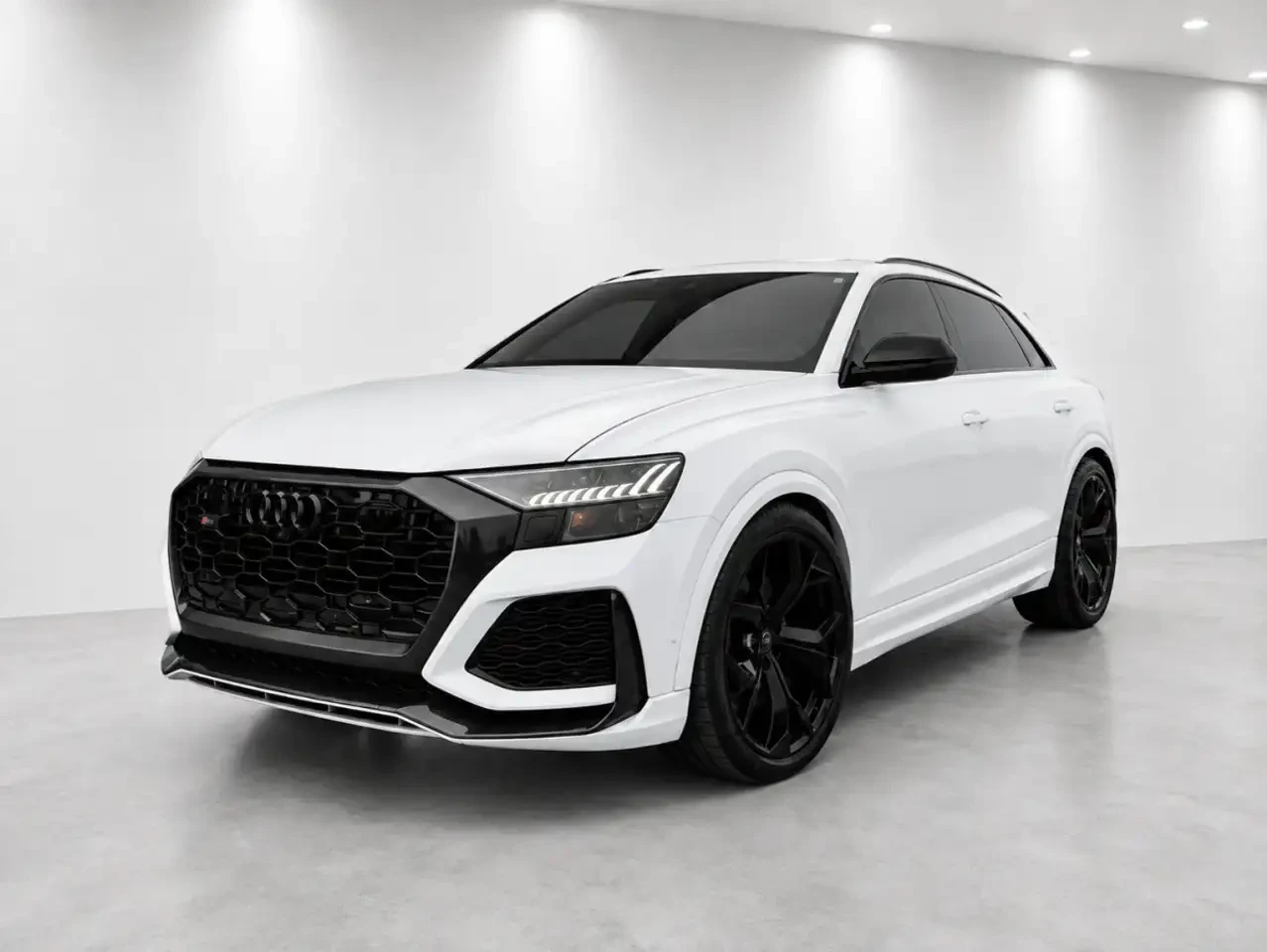 Audi RSQ8