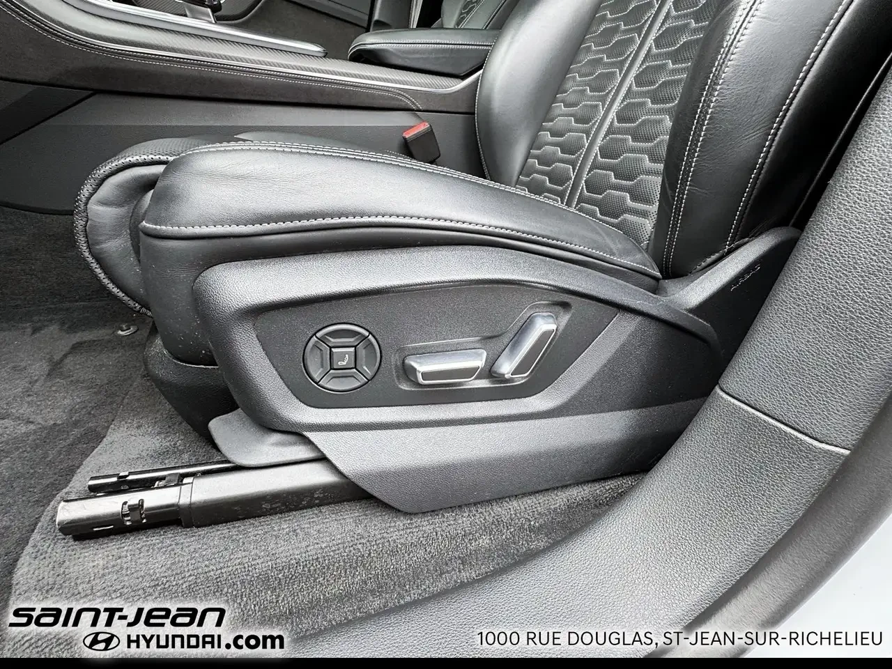 Audi RSQ8, снимка 12 - Автомобили и джипове - 56227606