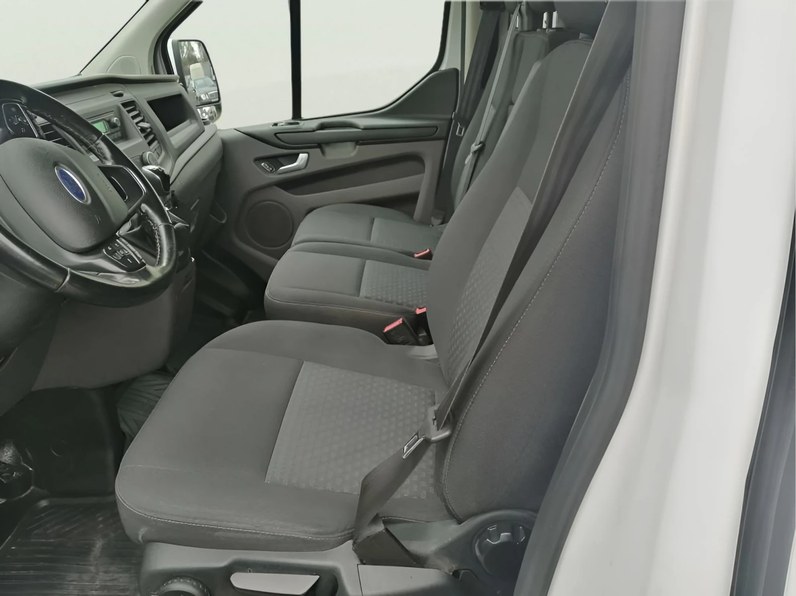 Ford Transit Custom 2.0L EcoBlue - изображение 9