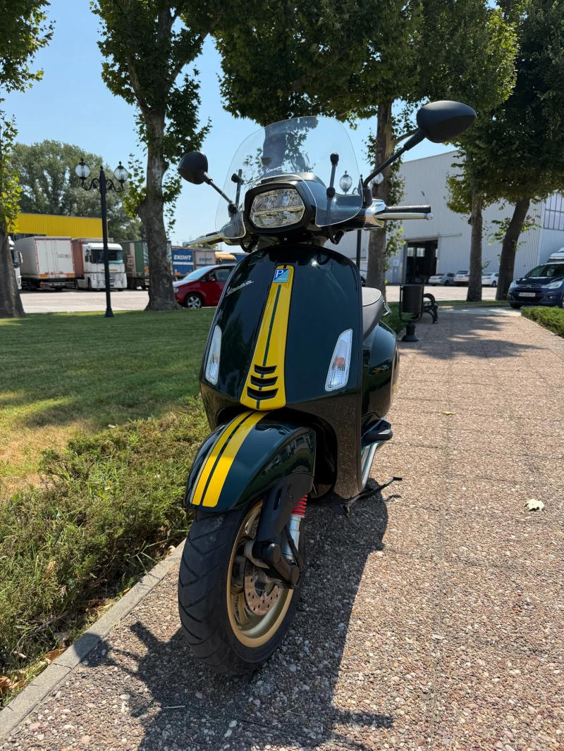 Vespa Sprint 50 4t ie Racing Sixties