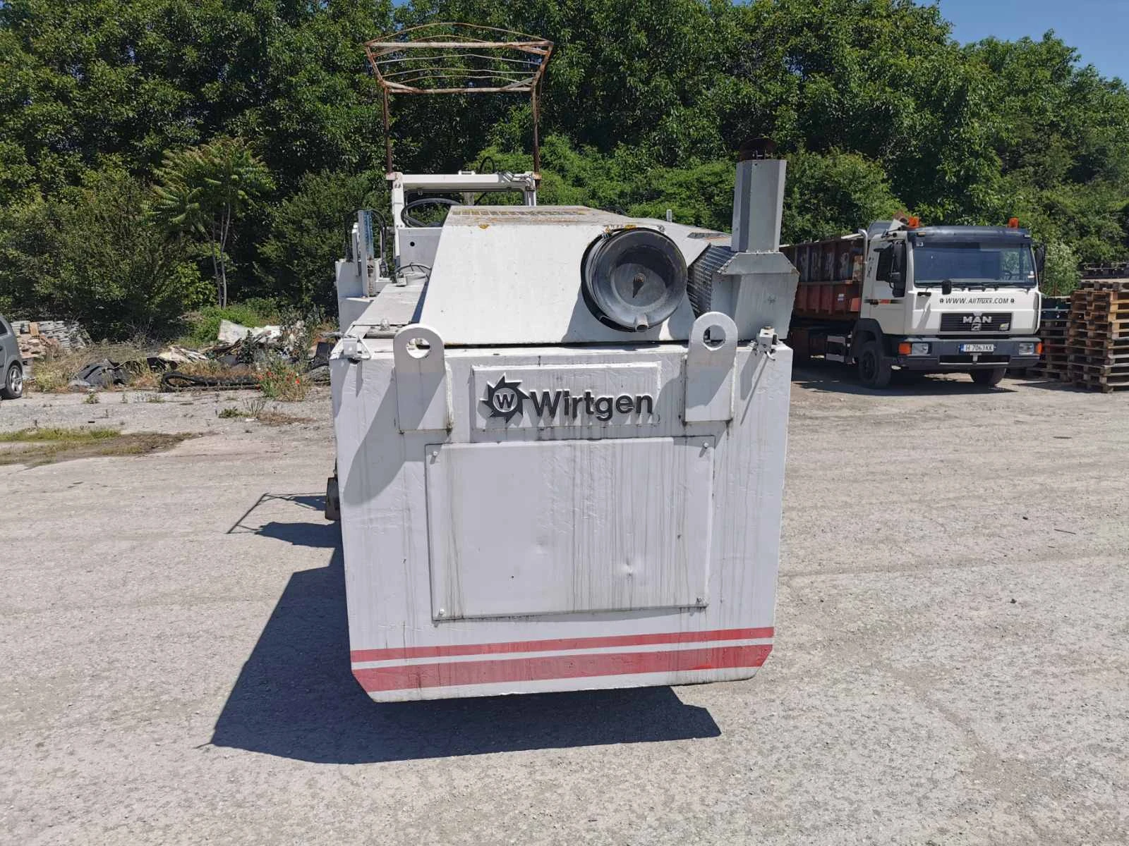 Машини за асфалт Друга Wirtgen 1000 - изображение 2
