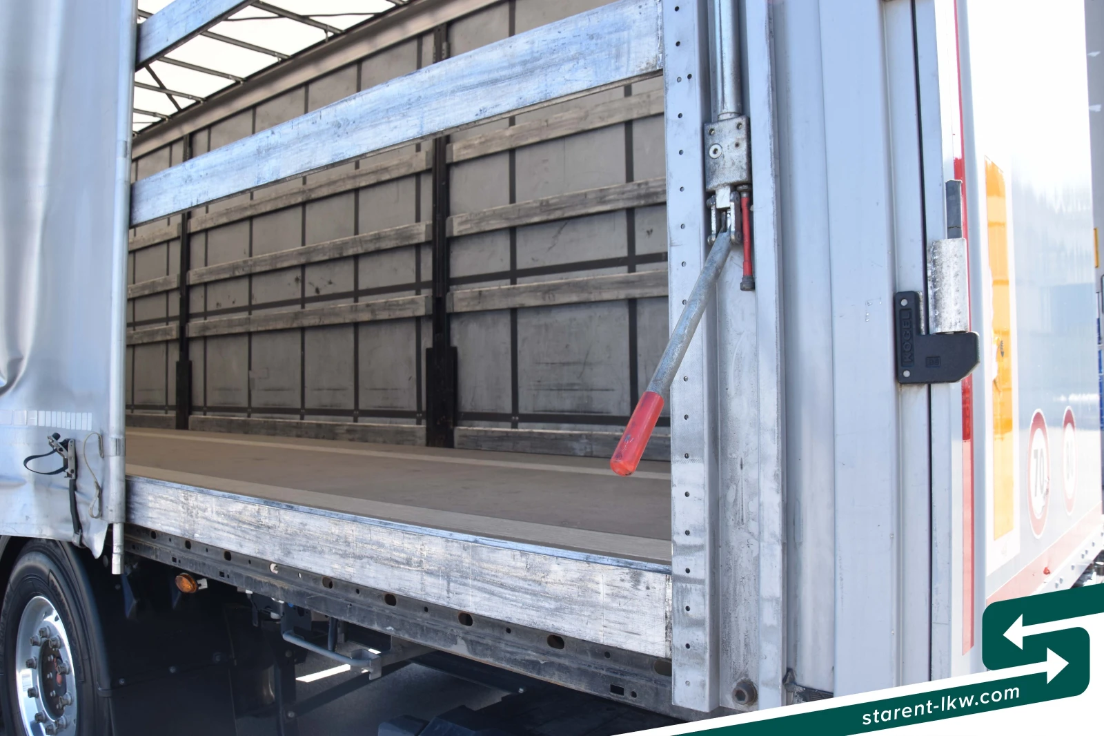 Полуремарке Koegel TR26145, снимка 16 - Ремаркета - 54354822