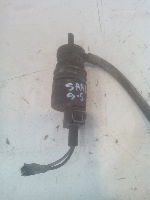 Помпа чистачки Сааб 9-5 (1)