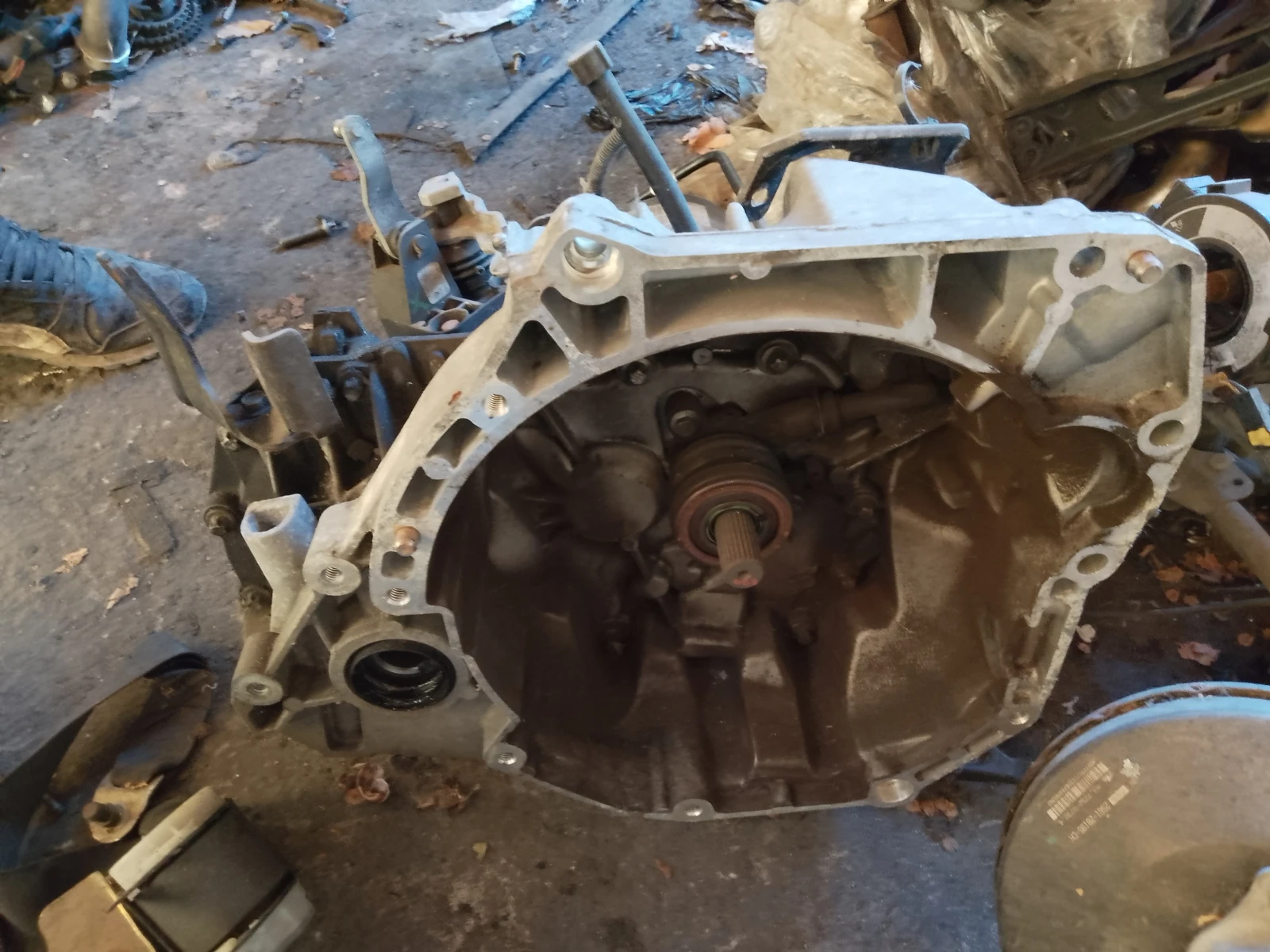 8200884266,JH3-195     13  | Mobile.bg   2