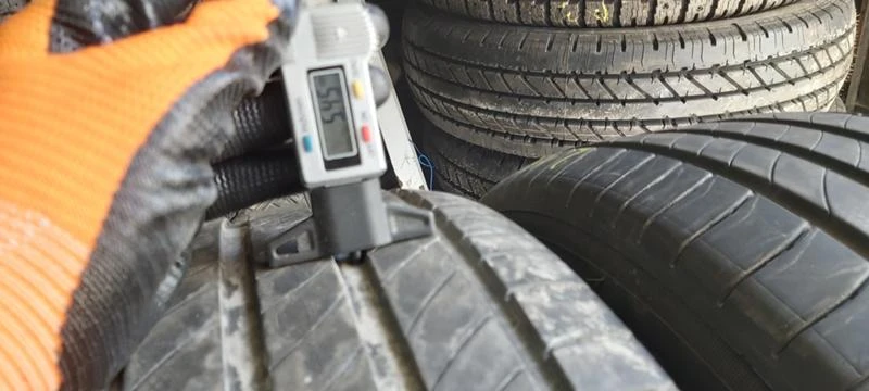 Гуми Летни 215/55R17, снимка 4 - Гуми и джанти - 32902926