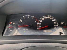 Toyota Corolla verso, снимка 9