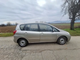 Toyota Corolla verso, снимка 3