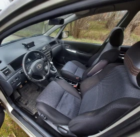 Toyota Corolla verso, снимка 5