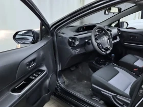 Toyota Prius C 1.5E CROSSOVER, снимка 10