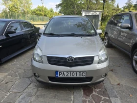  Toyota Corolla verso