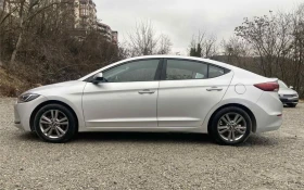 Hyundai Elantra 2.0i Автоматик , снимка 4