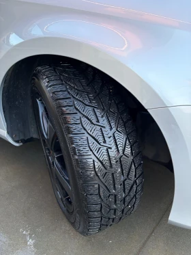 VW Passat - 8300 € / 16233.39 лв. - 94007798 11