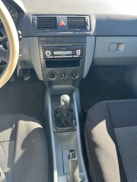 Skoda Fabia 1.4 16v - 1800 € / 3520.49 лв. - 52519905 6