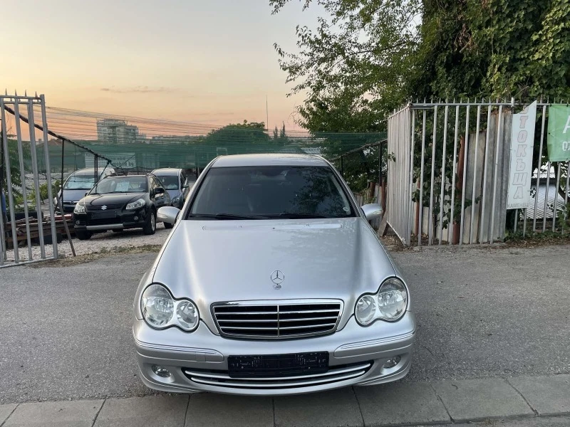 Mercedes-Benz C 220 FACELIFT, КОЖА, NAVI, КАМЕРА, ИТАЛИЯ, снимка 2 - Автомобили и джипове - 46749495