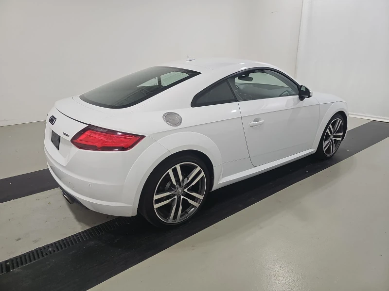 Audi Tt, снимка 4 - Автомобили и джипове - 49222174