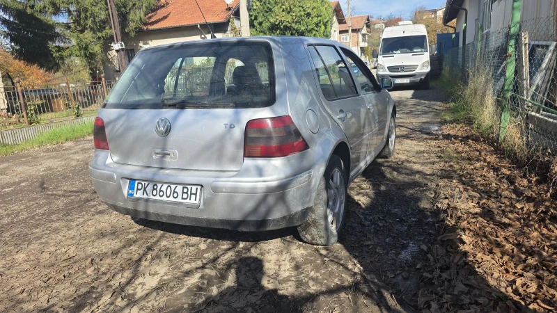 VW Golf 1.9TDI 110k.s., снимка 4 - Автомобили и джипове - 52313759