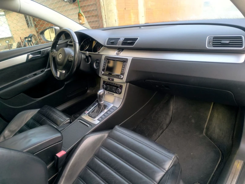 VW Passat 2.0 TDI 170K.C HIGHLINE ПАНОРАМА КЕЙЛЕС ДИСТРОНИК , снимка 11 - Автомобили и джипове - 52728666
