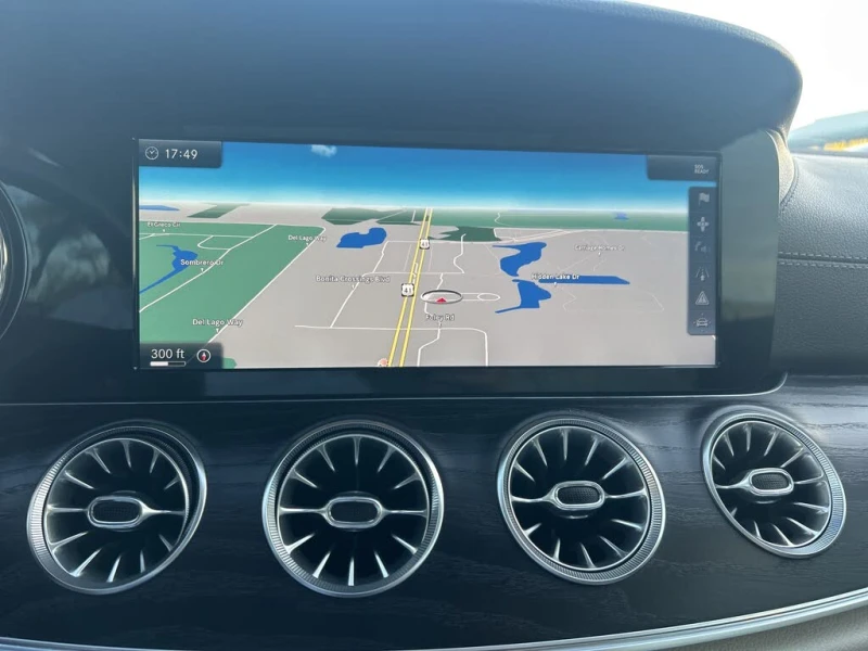 Mercedes-Benz E 400 E-COUPE!RED-METALIC!* АвтоКредит* Цена до БГ* , снимка 8 - Автомобили и джипове - 53326658