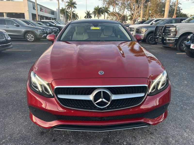 Mercedes-Benz E 400 E-COUPE!RED-METALIC!* АвтоКредит* Цена до БГ* , снимка 5 - Автомобили и джипове - 53326658