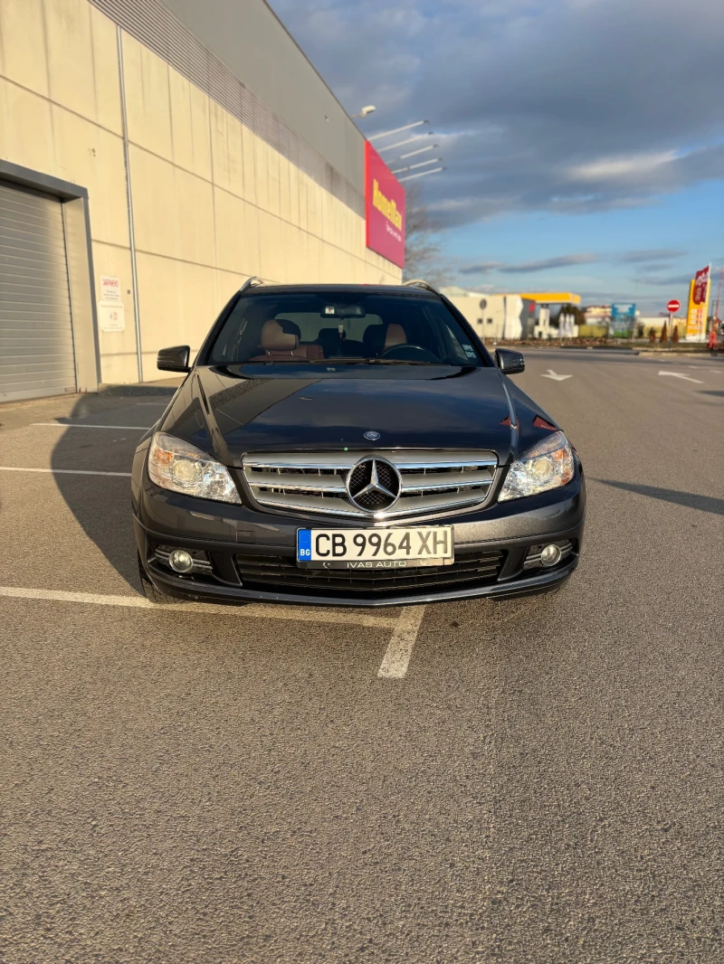 Mercedes-Benz C 200, снимка 2 - Автомобили и джипове - 53405183