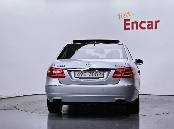 Mercedes-Benz E 350 4Matic Avantgarde - изображение 4