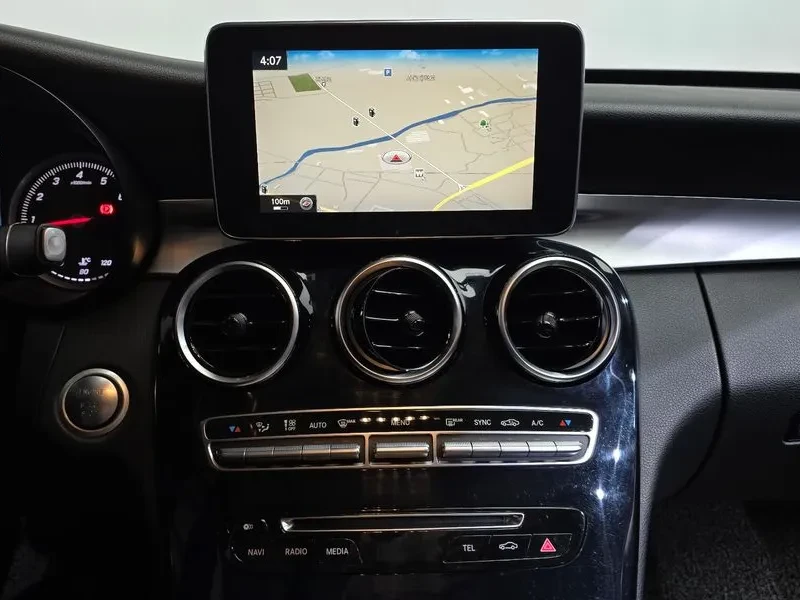 Mercedes-Benz C 200 2.0, снимка 14 - Автомобили и джипове - 54278062