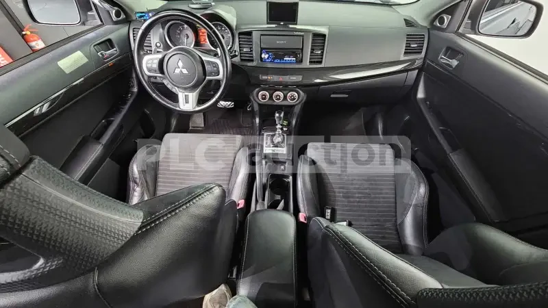Mitsubishi Lancer EVO X| BUCKET СЕДАЛКИ| ВКЛ.ТЕХНОТЕСТ, снимка 2 - Автомобили и джипове - 54845906