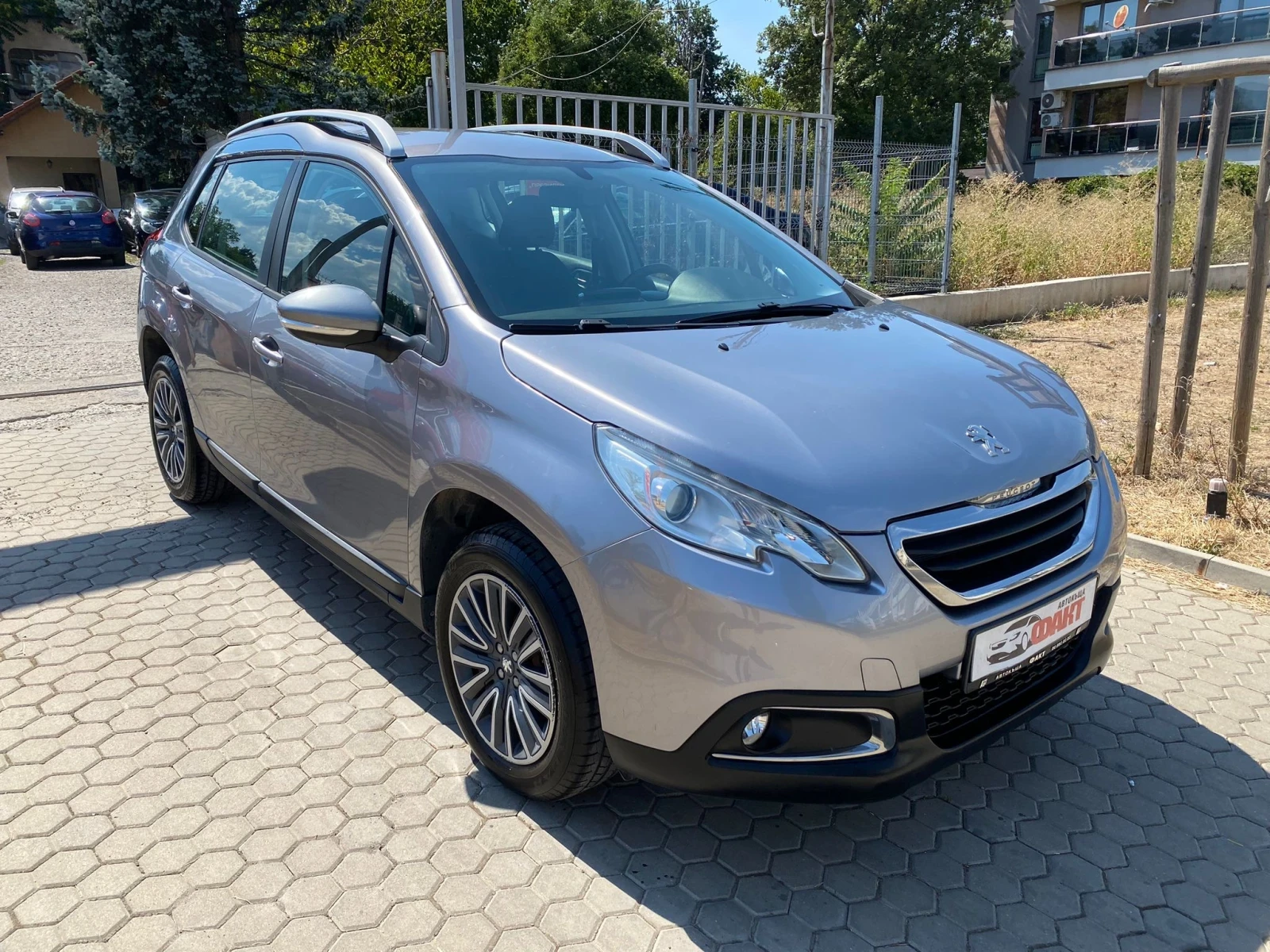 Peugeot 2008 1.2i/EURO.5B/РЕАЛНИ КМ ! ! !  - изображение 3