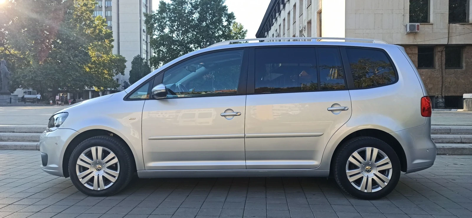 VW Touran 1.6 tdi - изображение 4