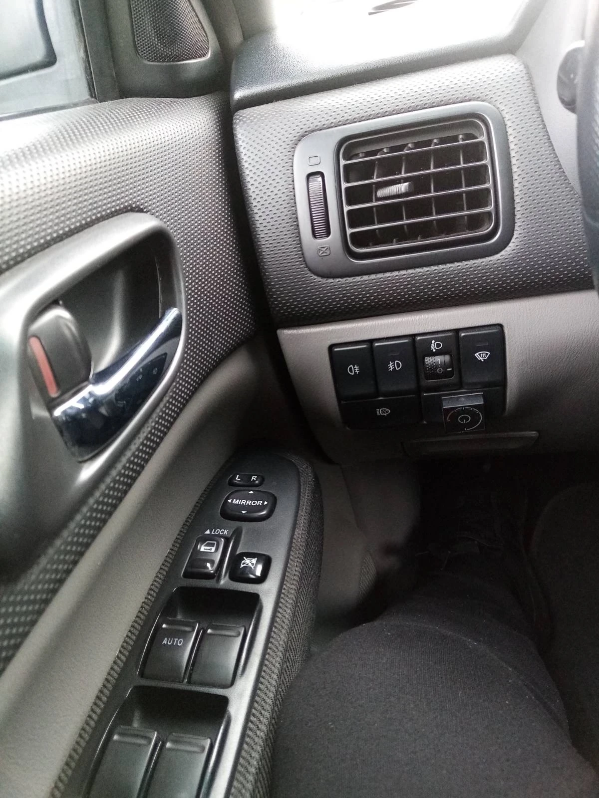 Subaru Forester 2.0 Газ-Бензин - изображение 9
