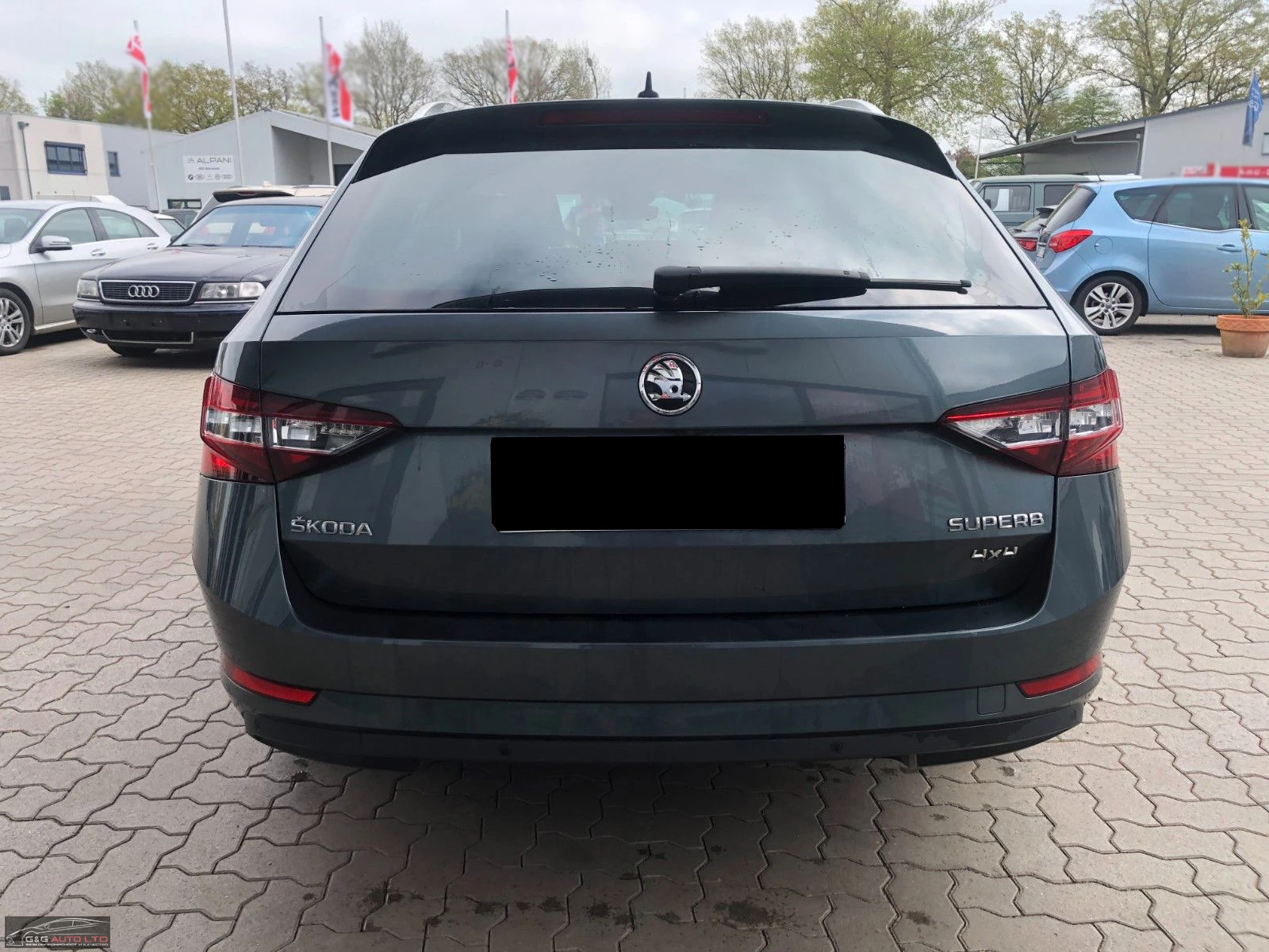 Skoda Superb PREMIUM-EDITION/190HP/4X4/CAM/CARPLAY/KLESS/209f - изображение 8