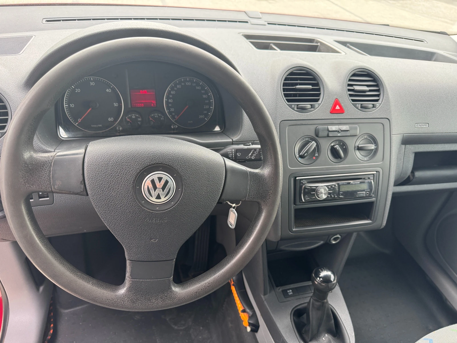 VW Caddy 1.9TDI MAXI база Климатик  - изображение 8