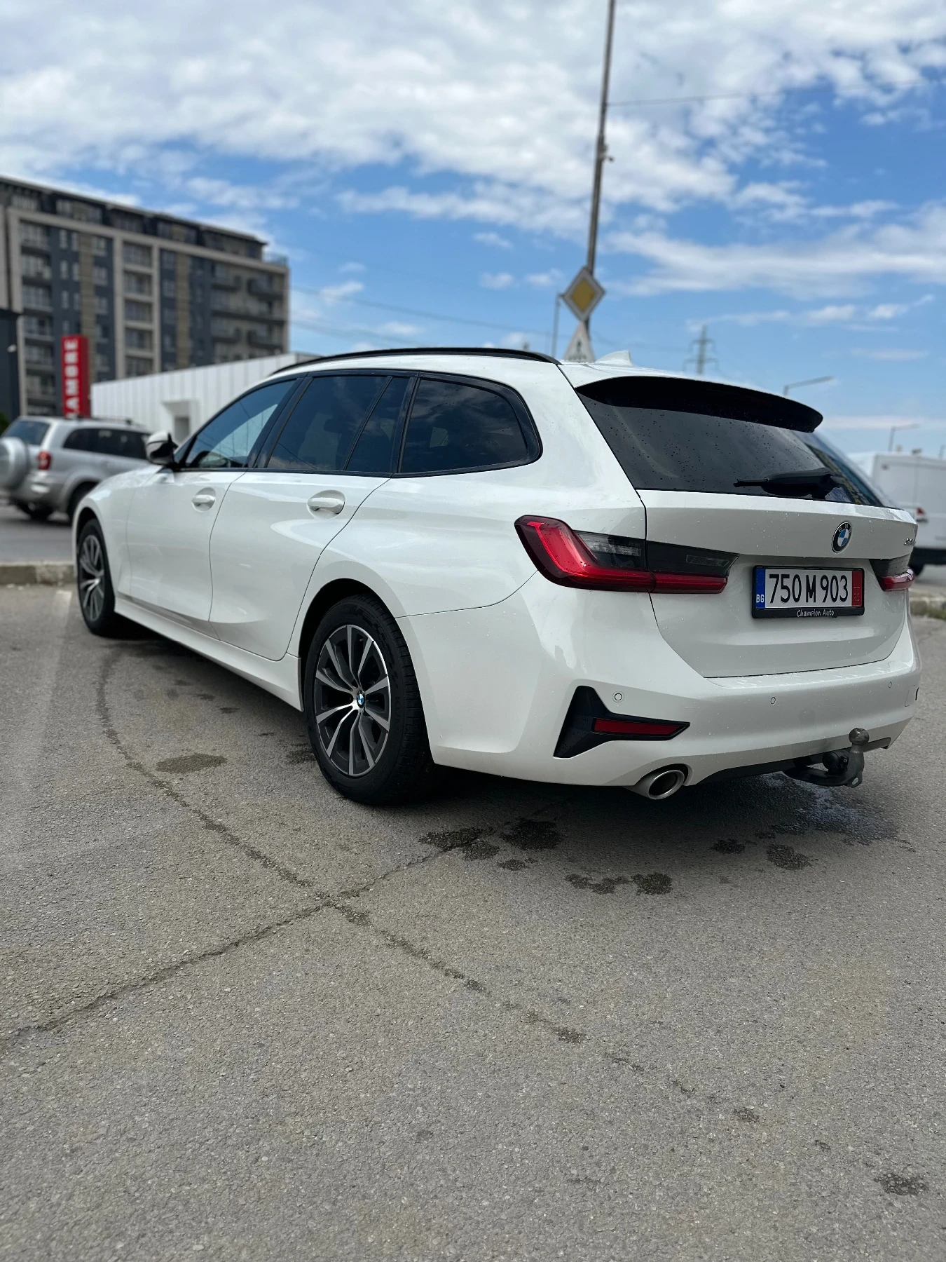BMW 320 mild hybrid - изображение 4