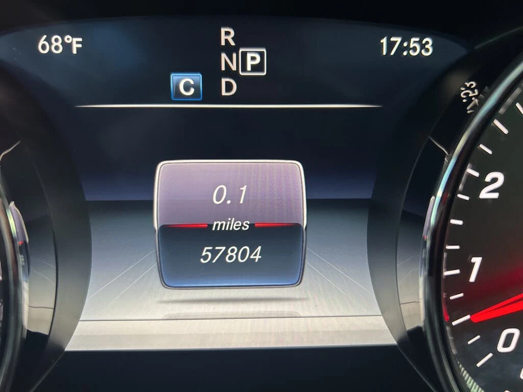 Mercedes-Benz E 400 E-COUPE!RED-METALIC!* АвтоКредит* Цена до БГ*  - изображение 10