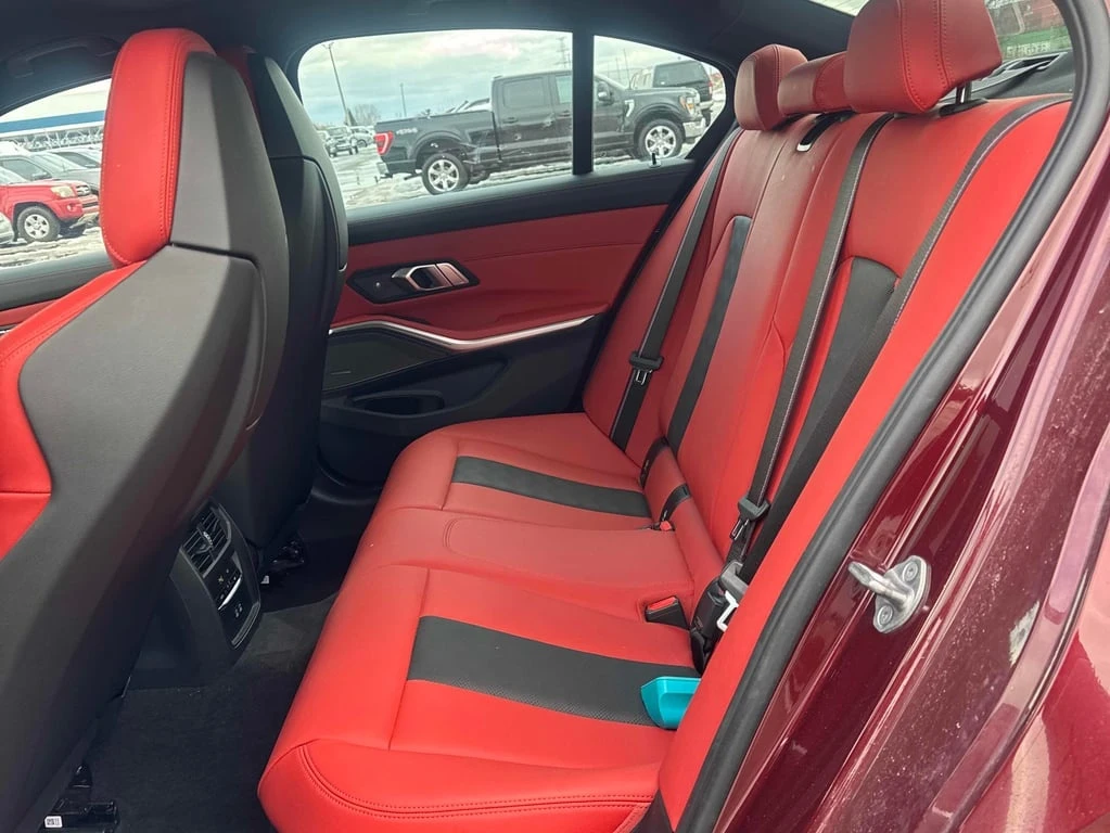 BMW M3 * Competition * Aventurin Red * 360 * ��������� | Mobile.bg � ����������� 12
