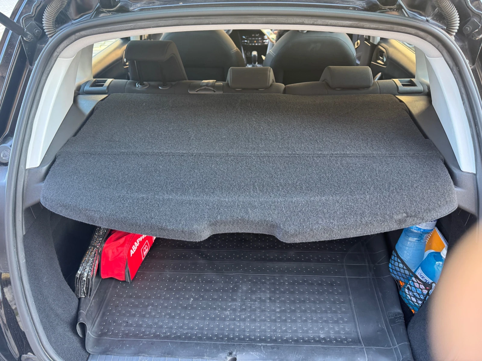 Peugeot 2008 1.6, снимка 11 - Автомобили и джипове - 53593795