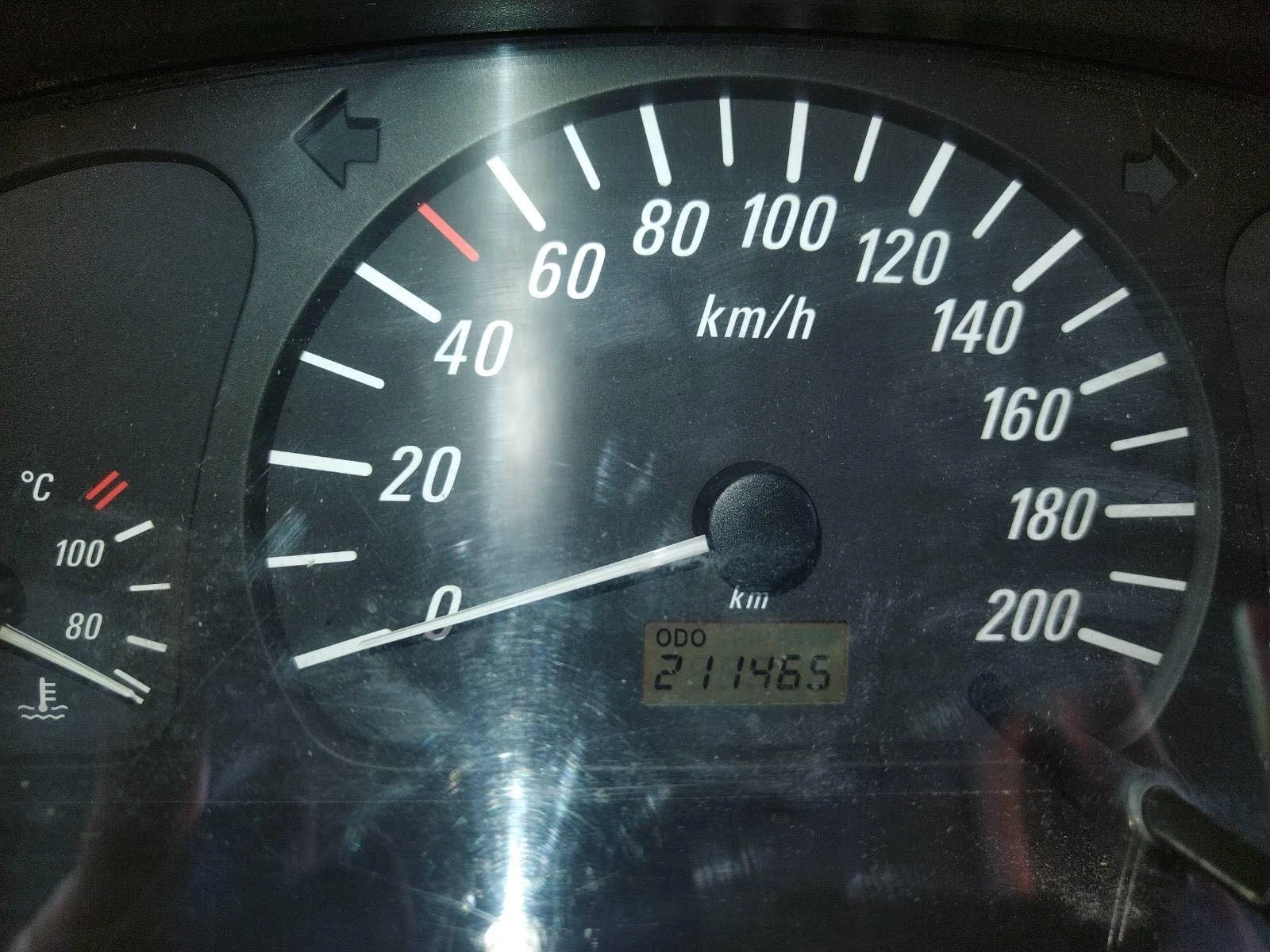 Opel Agila 1.2 Газ/Бензин, снимка 9 - Автомобили и джипове - 54140418