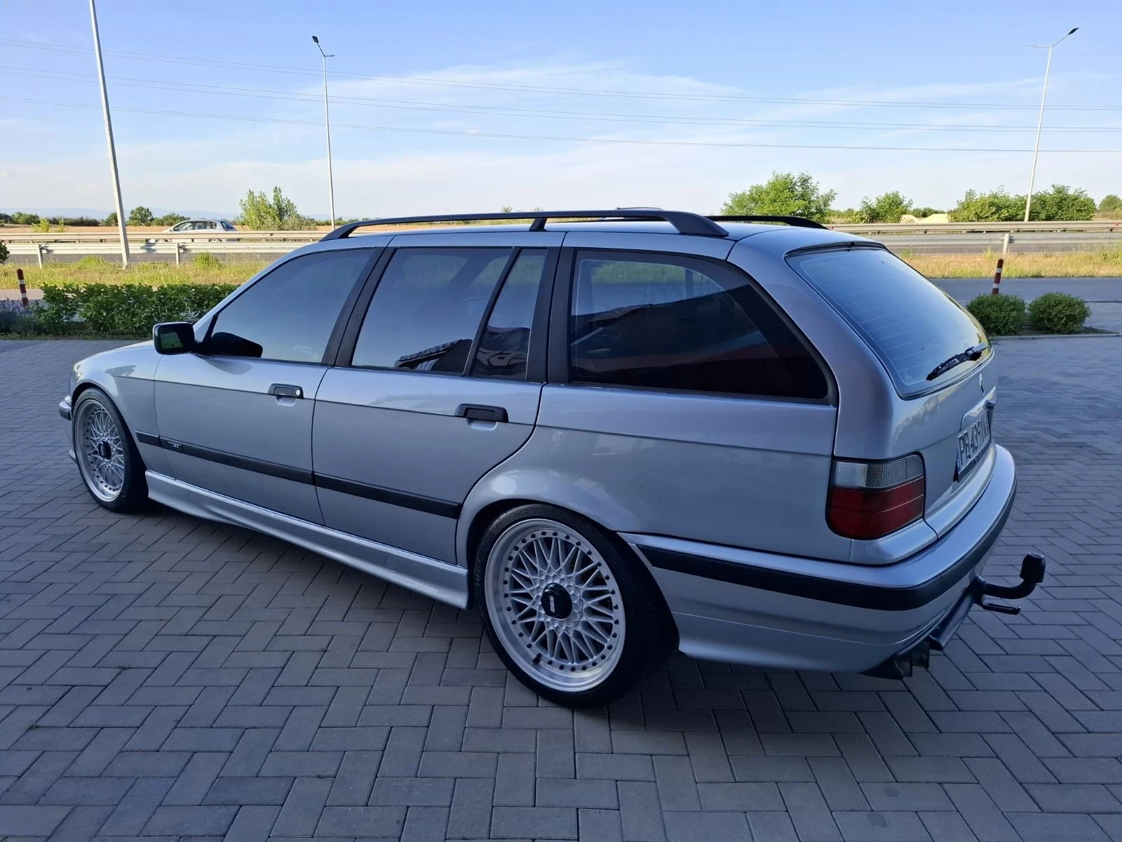 BMW 318 M57 3.0D, снимка 5 - Автомобили и джипове - 54840504