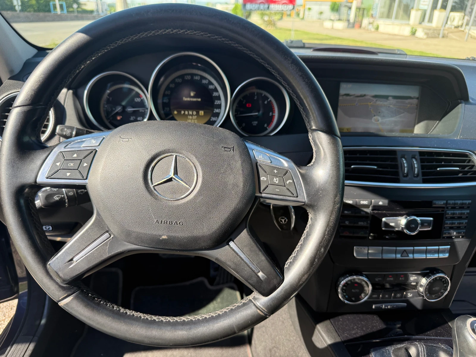 Mercedes-Benz C 250 4 Matic/ C 250 -204 h.p, снимка 11 - Автомобили и джипове - 54946605