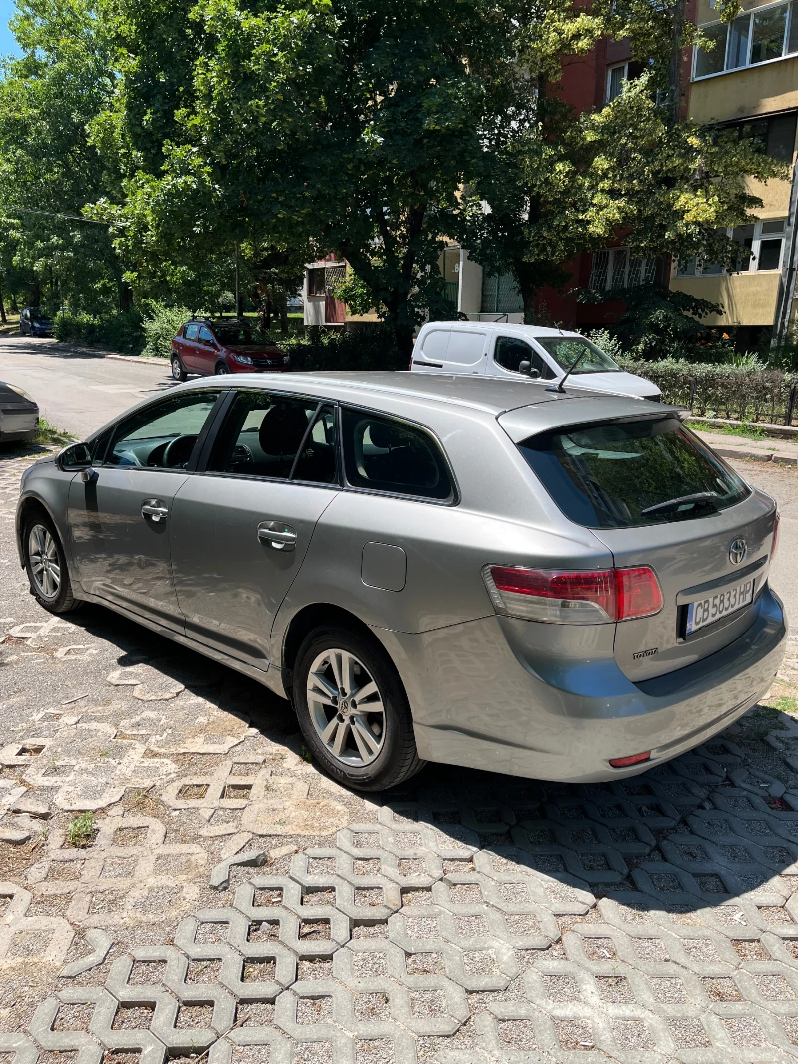 Toyota Avensis, снимка 6 - Автомобили и джипове - 55048548