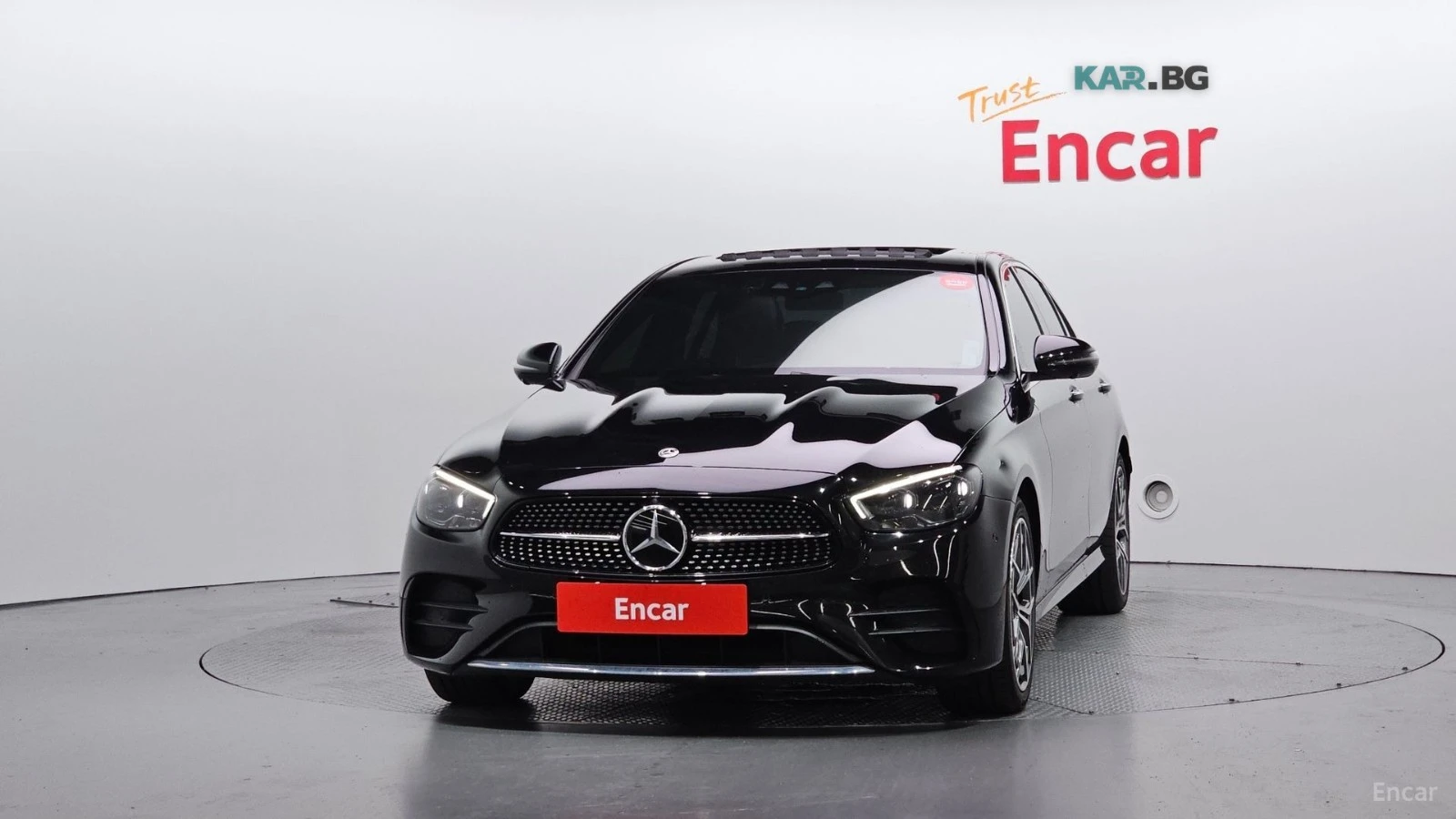 Mercedes-Benz E 220 4MATIC/AMG-LINE/HEAD-UP/360CAMERA/BURMESTER, снимка 2 - Автомобили и джипове - 55258168