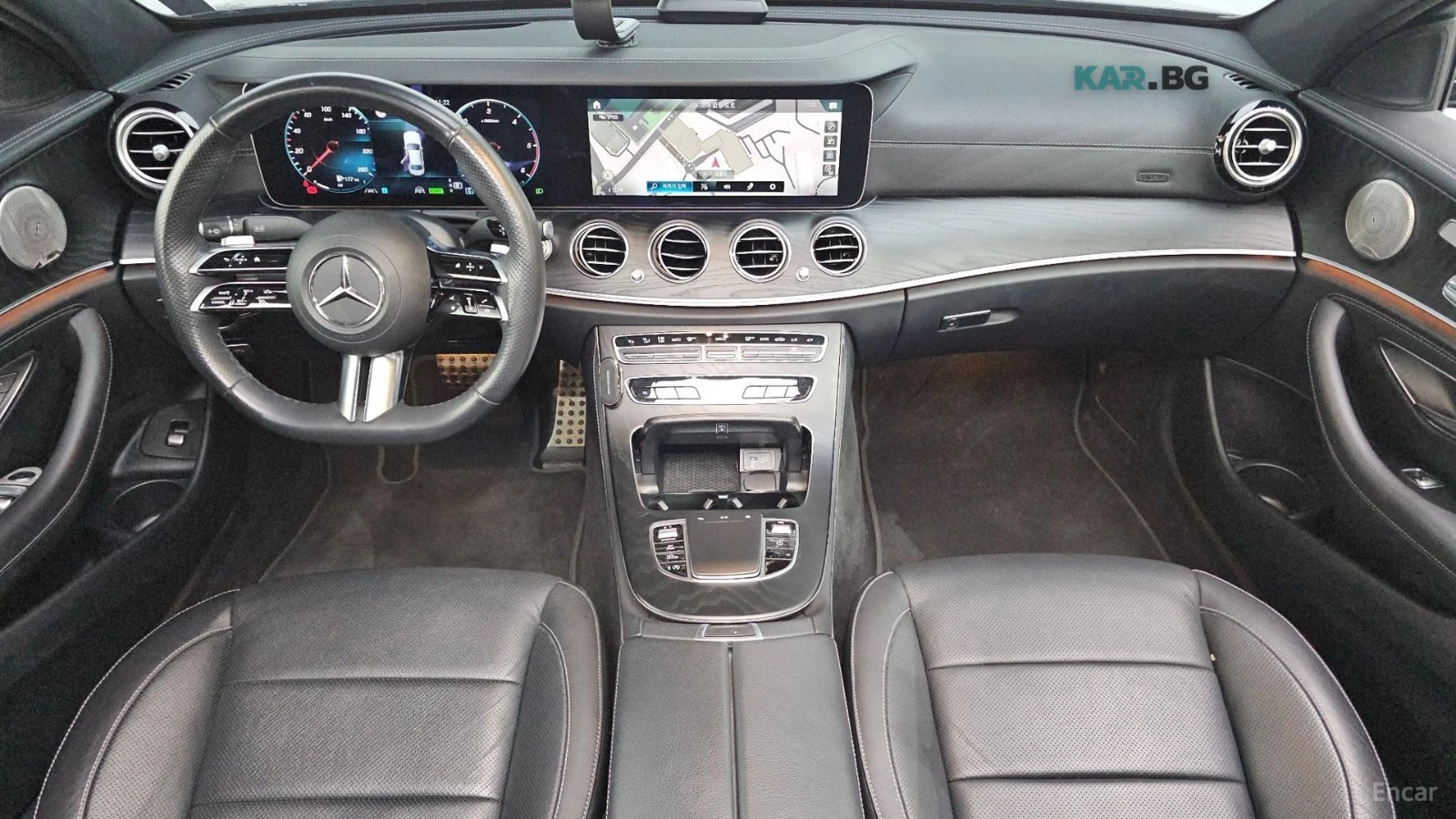 Mercedes-Benz E 220 4MATIC/AMG-LINE/HEAD-UP/360CAMERA/BURMESTER, снимка 6 - Автомобили и джипове - 55258168