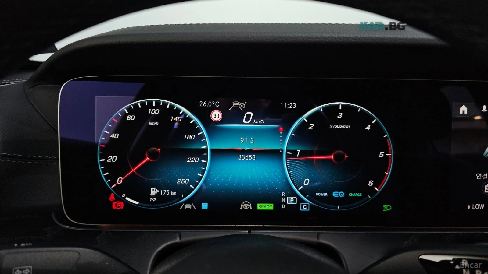 Mercedes-Benz E 220 4MATIC/AMG-LINE/HEAD-UP/360CAMERA/BURMESTER, снимка 8 - Автомобили и джипове - 55258168