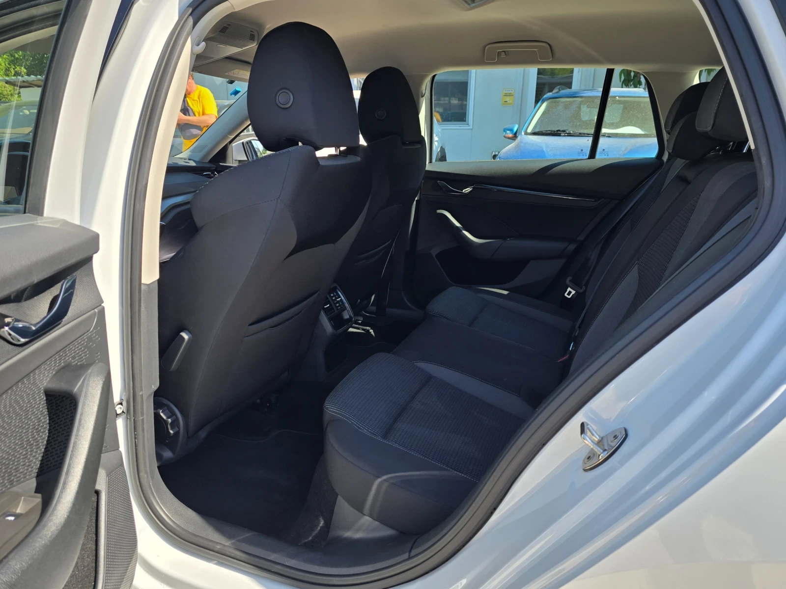 Skoda Octavia 2.0TDI 150к.с DSG Топ състояние , снимка 11 - Автомобили и джипове - 55492387