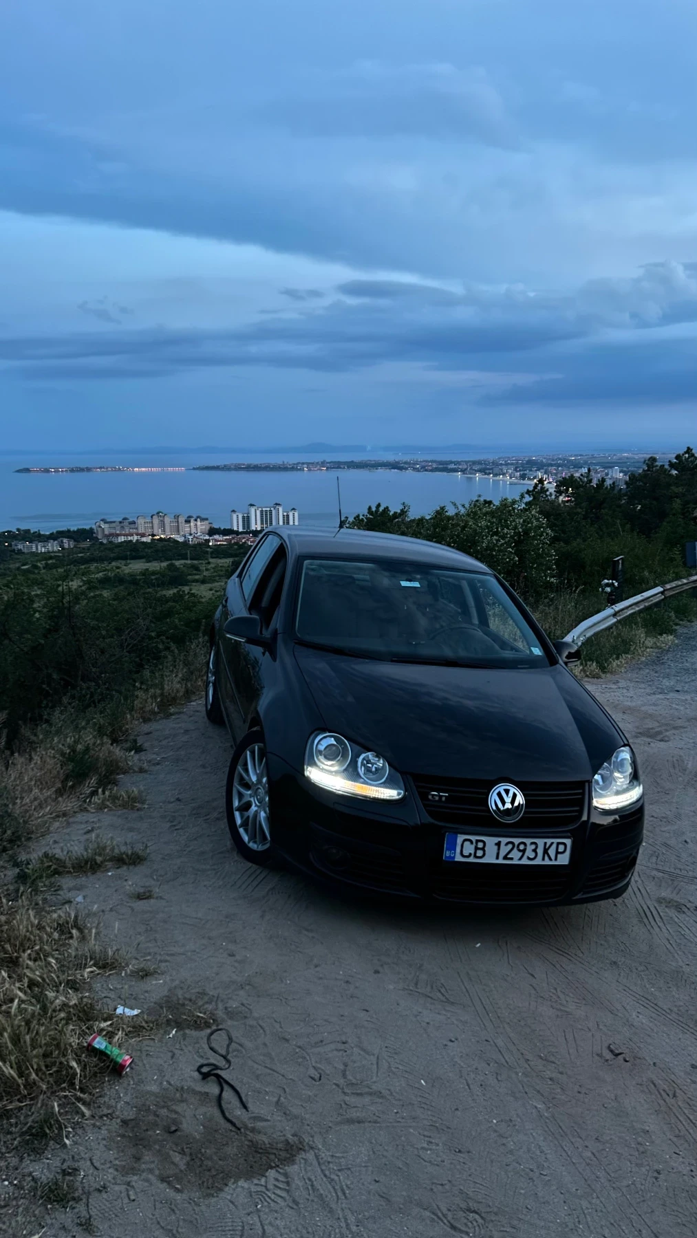VW Golf 1.4 170 Сменени вериги, ново турбо, снимка 2 - Автомобили и джипове - 55580695