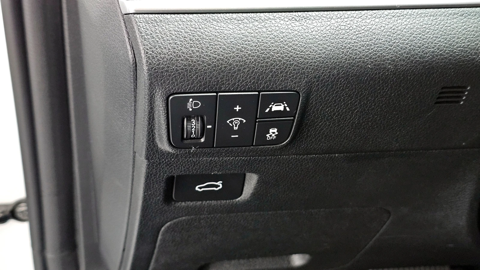 Kia K5 2.0 Trendy, снимка 16 - Автомобили и джипове - 55753515